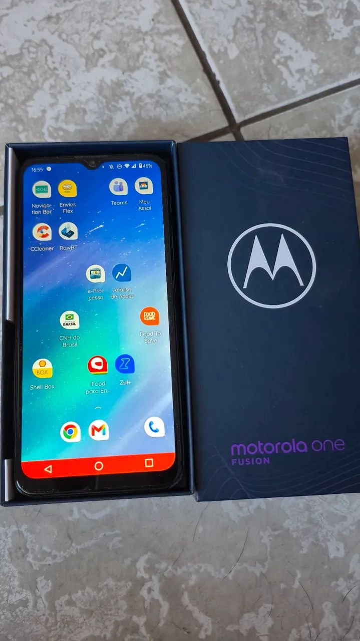 Motorola one fusion plus 128gb com caixa pra vender logo
