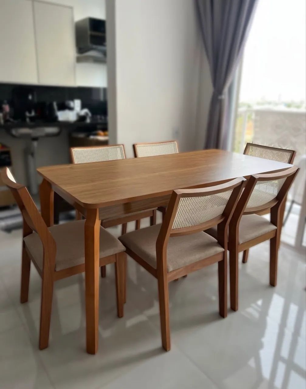 Mesa de Jantar com 06 cadeiras 1.60x90 - Foto 2