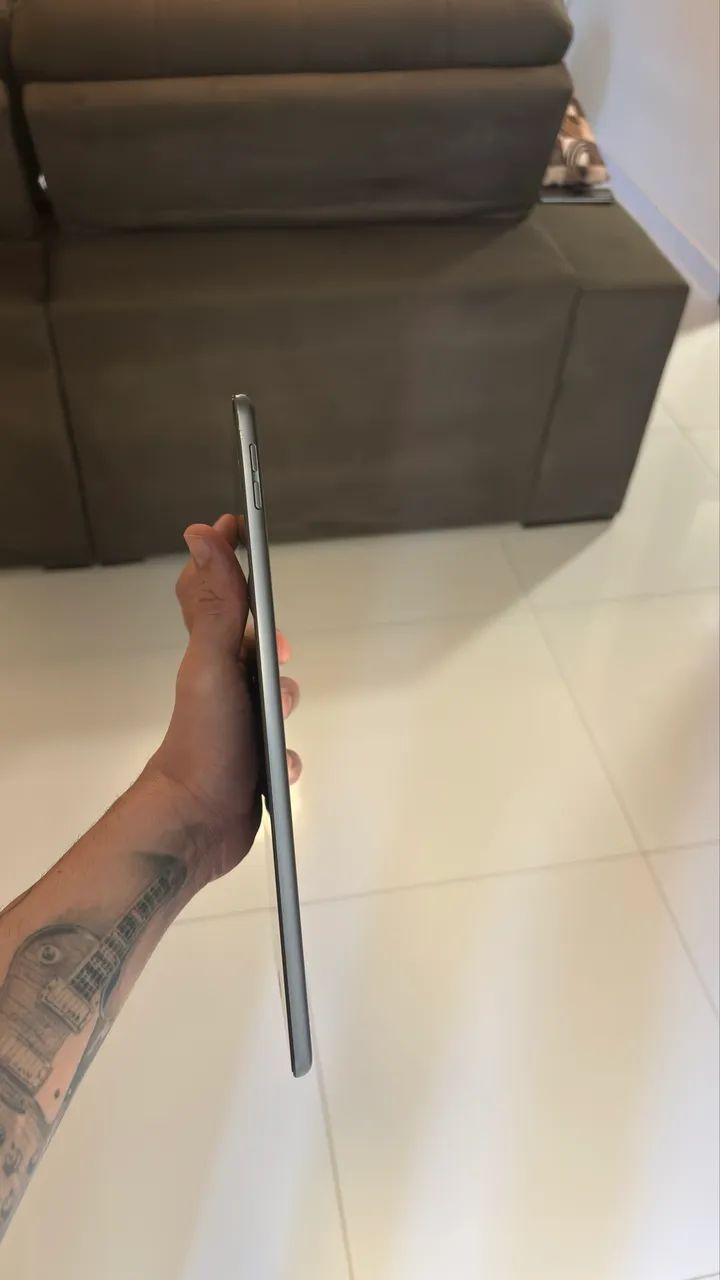 iPad 9 / 64GB