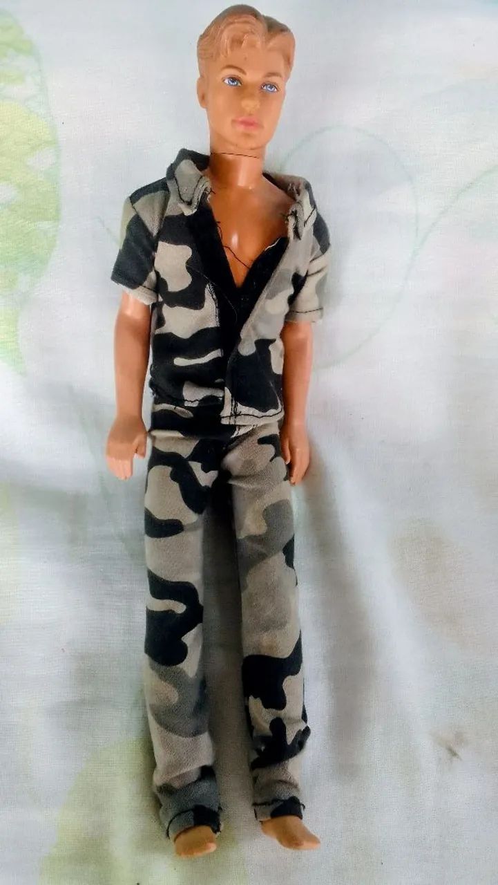 Boneco ken matel 2007 roupa exército original   - Foto 4