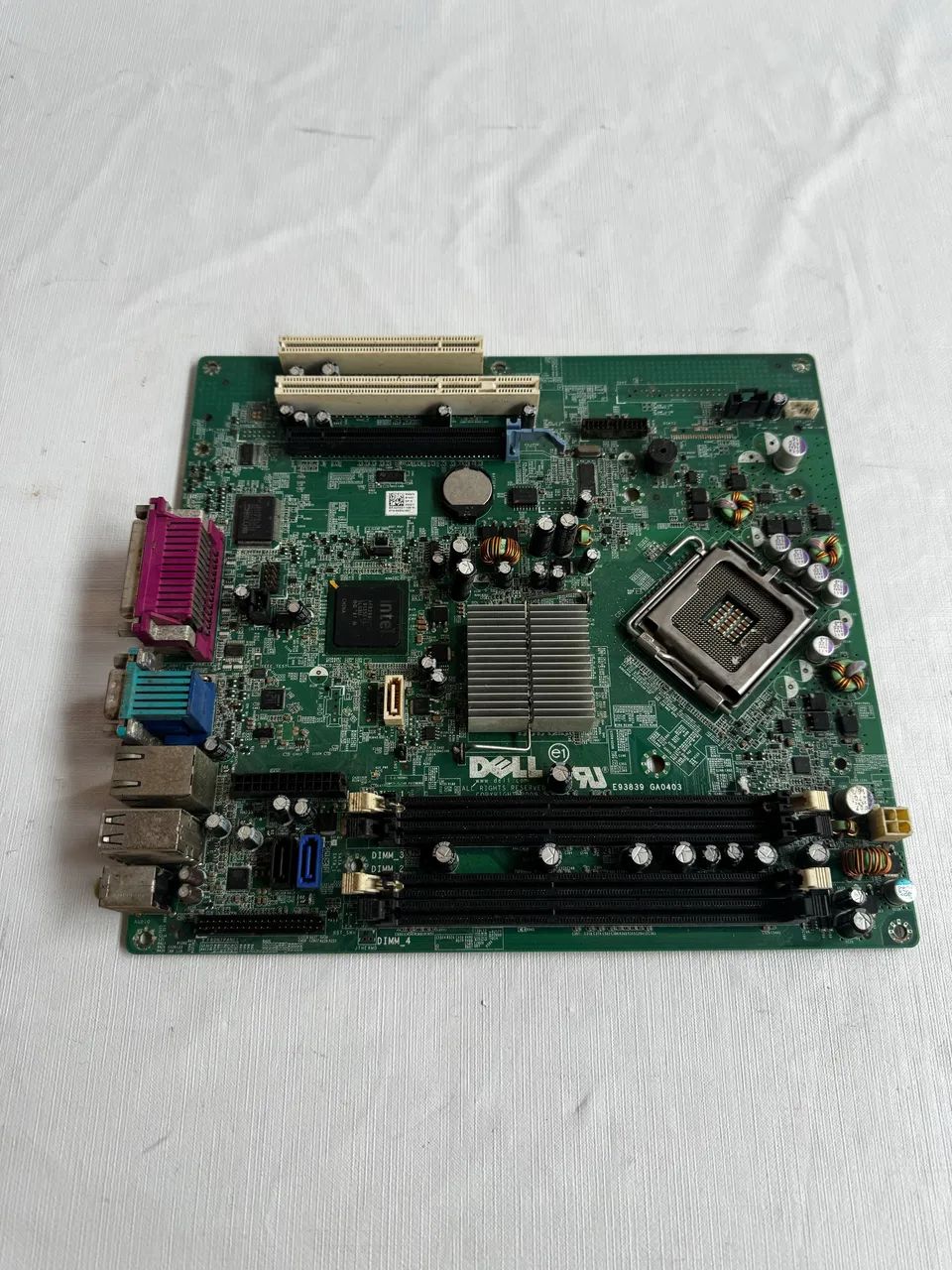 Placa Mãe para PC Dell Optiplex 780 E93839 GA0403 (SUCATA)