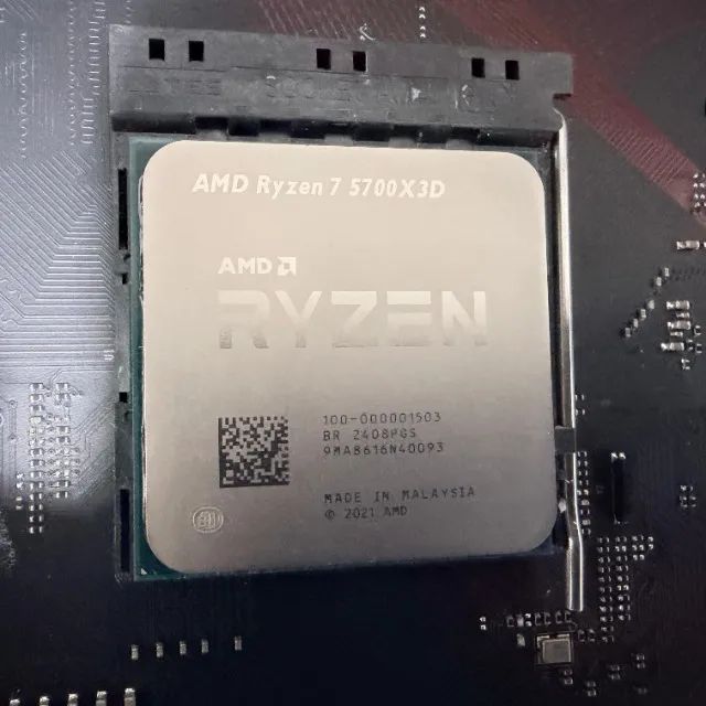 Processador Ryzen 7 5700X3D - Novinho