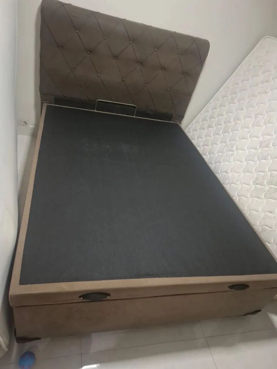 Cama box bau e colchão casal completa e cabeçeira - Foto 3