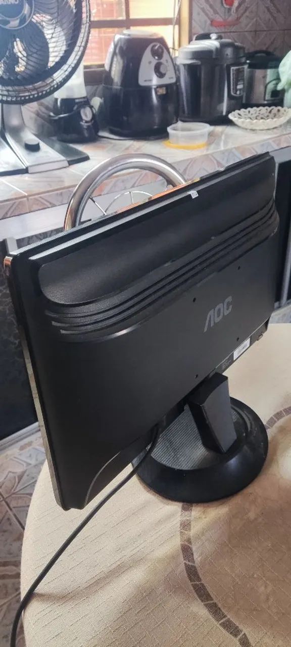 Monitor AOC 18,5 + brinde - Foto 3