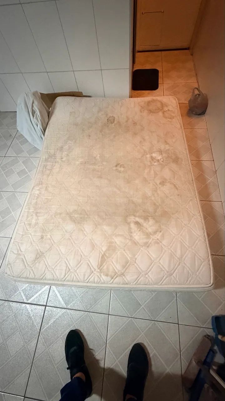 Doação colchao usado de casal sem box