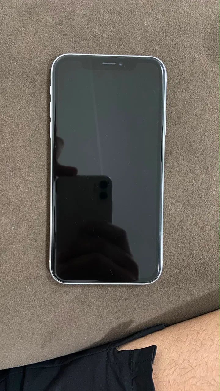 iPhone XR 128GB branco  - Foto 2