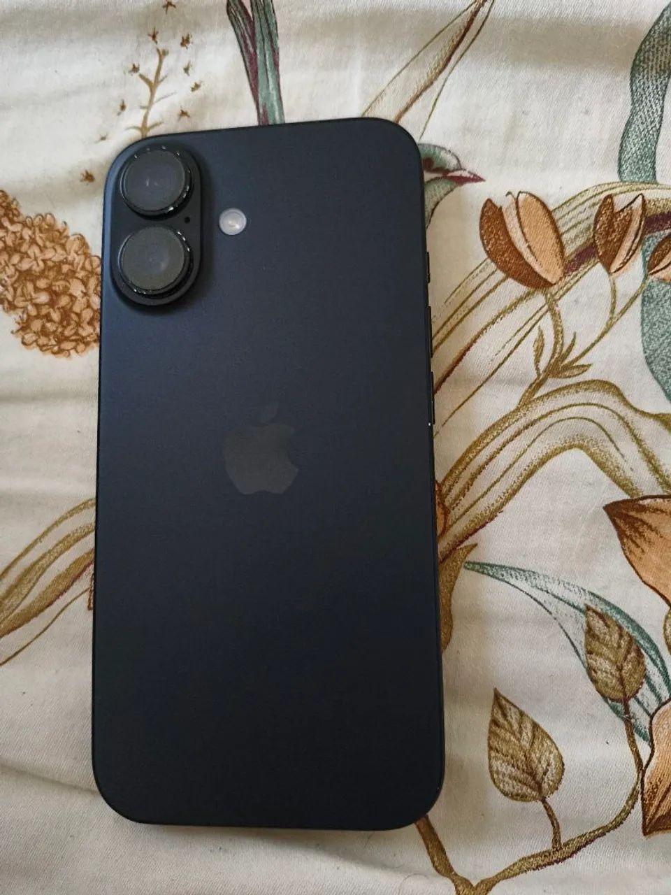 iPhone 16 Usado - Foto 2