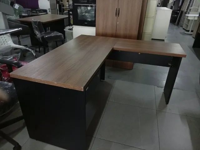 Mesa L para Escritório modelo Diretor  - Foto 4