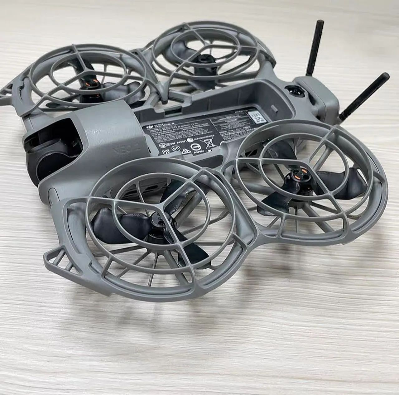 DRONE DJI NEO 2 MOTION COMBO EXTREMAMENTE NOVO.  - Foto 4
