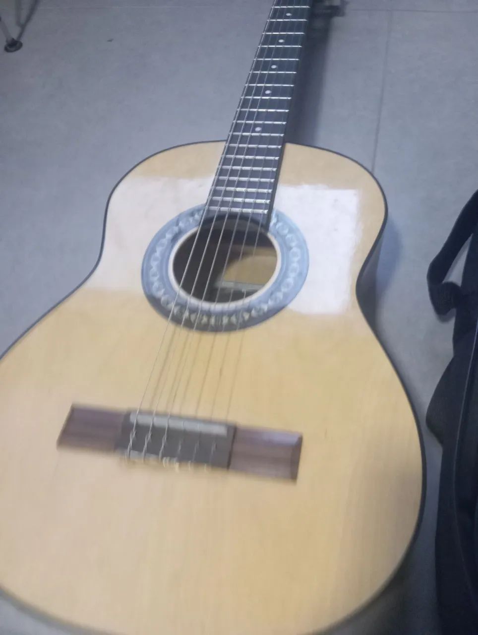 Violão Rozini baby super conservado  - Foto 3