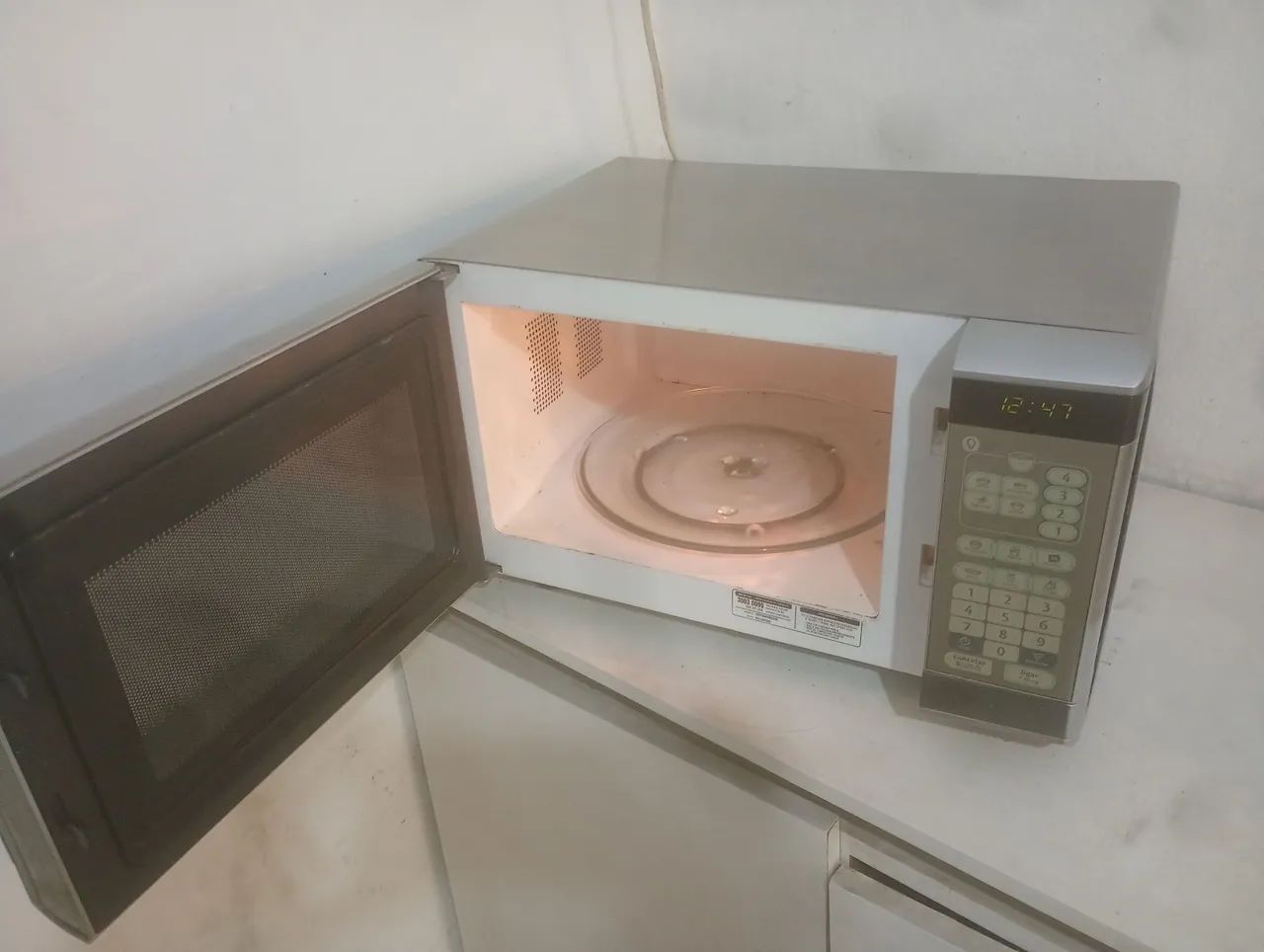 Microondas Brastemp bem conservado  - Foto 2