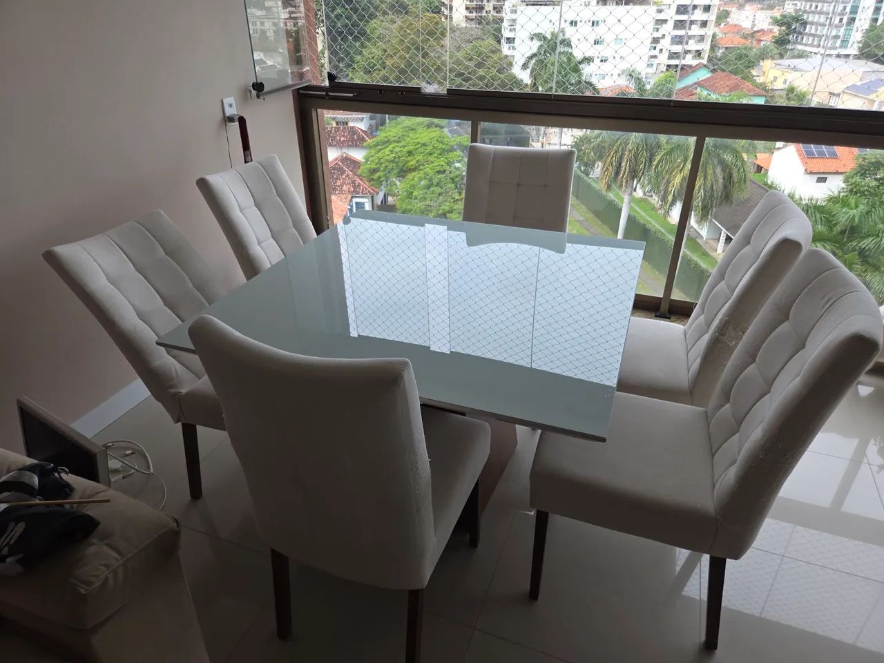Mesa de jantar com 6 cadeiras - Foto 2
