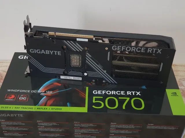 Placa de Video RTX 5070 Windforce OC SFF 12G Gigabyte - Foto 3