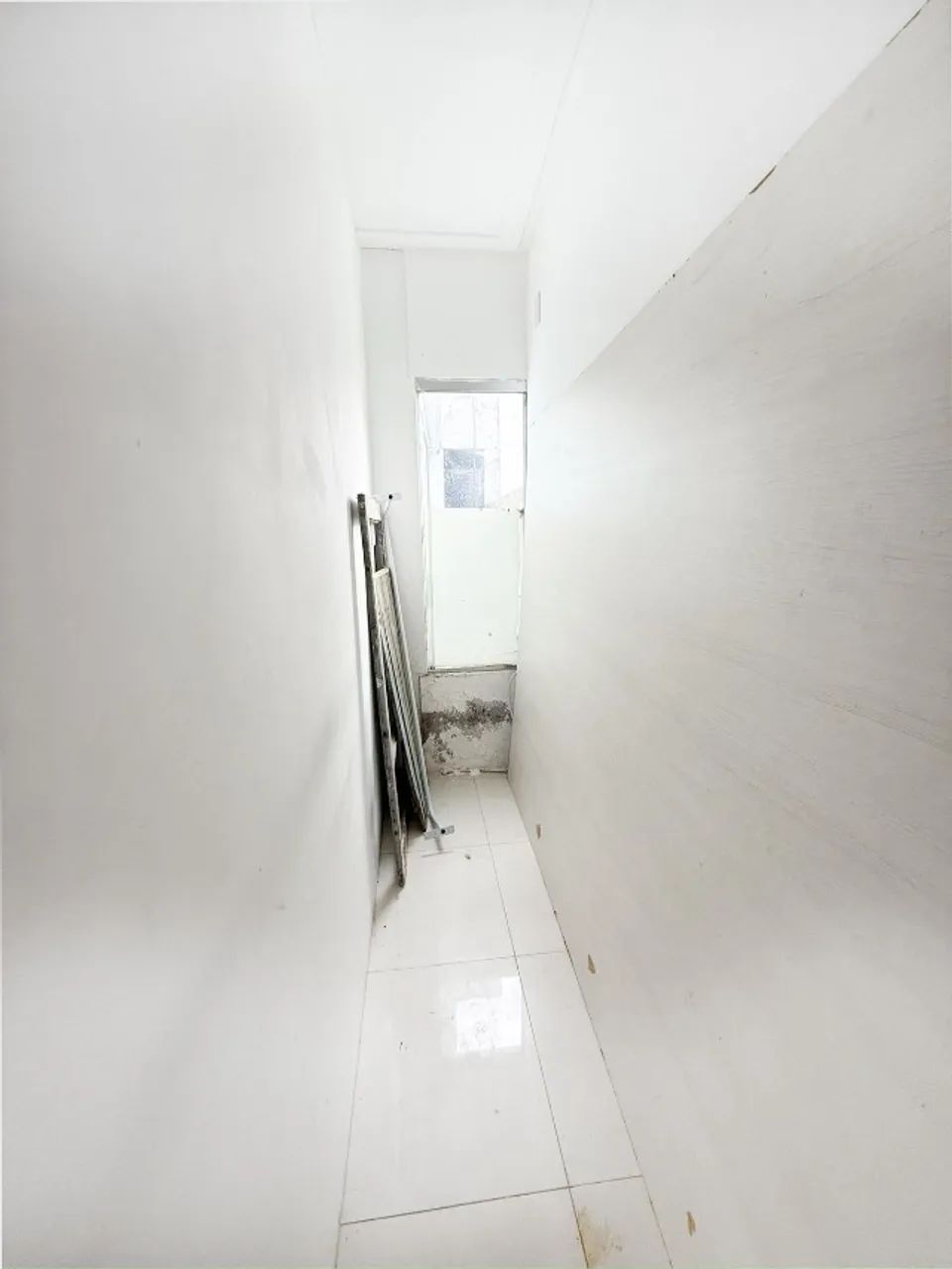 Alugo Sala Comercial Com 57 Metros na 3 de Maio - Foto 4