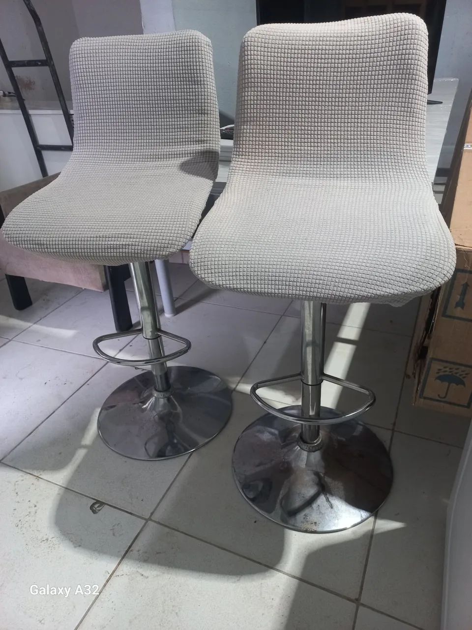 Banqueta com encosto  - Foto 2