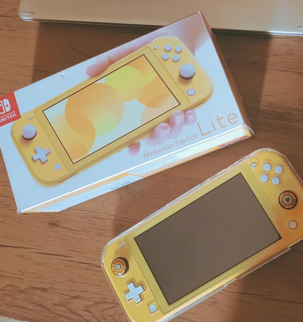Nintendo switch lite DESBLOQUEADO - Consoles de Vídeo Game