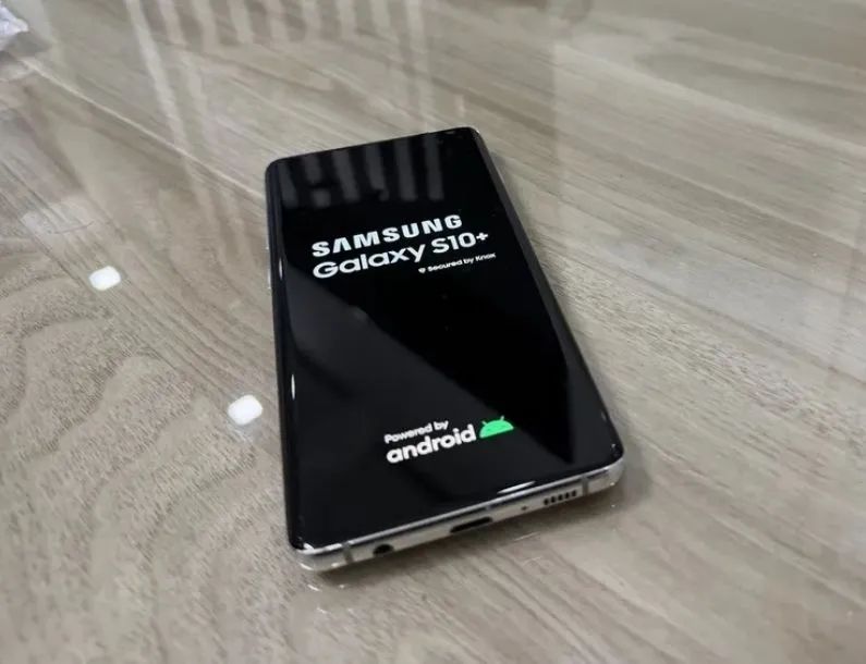 Samsung S10 Plus  - Foto 3