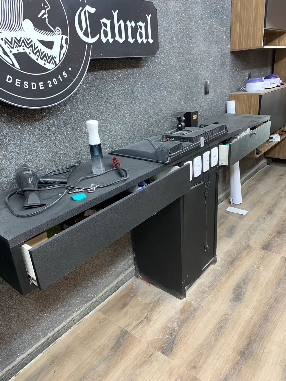 Móvel para barbearia