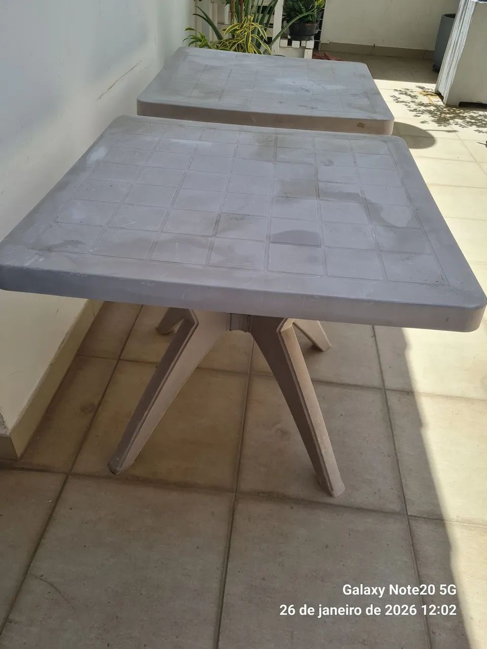 2 Mesas plásticas  - Foto 2