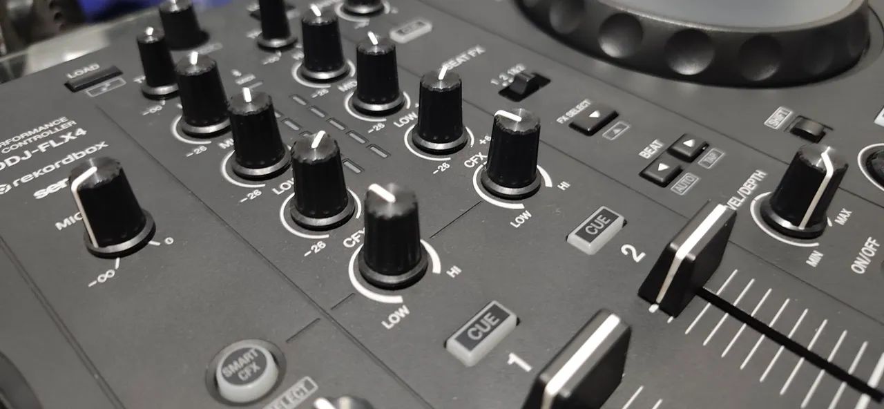 Controladora Pioneer DJ flx4  - Foto 5