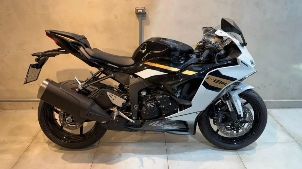 Kawasaki Zx-6r 636cc 2026 - 1504198871 | OLX