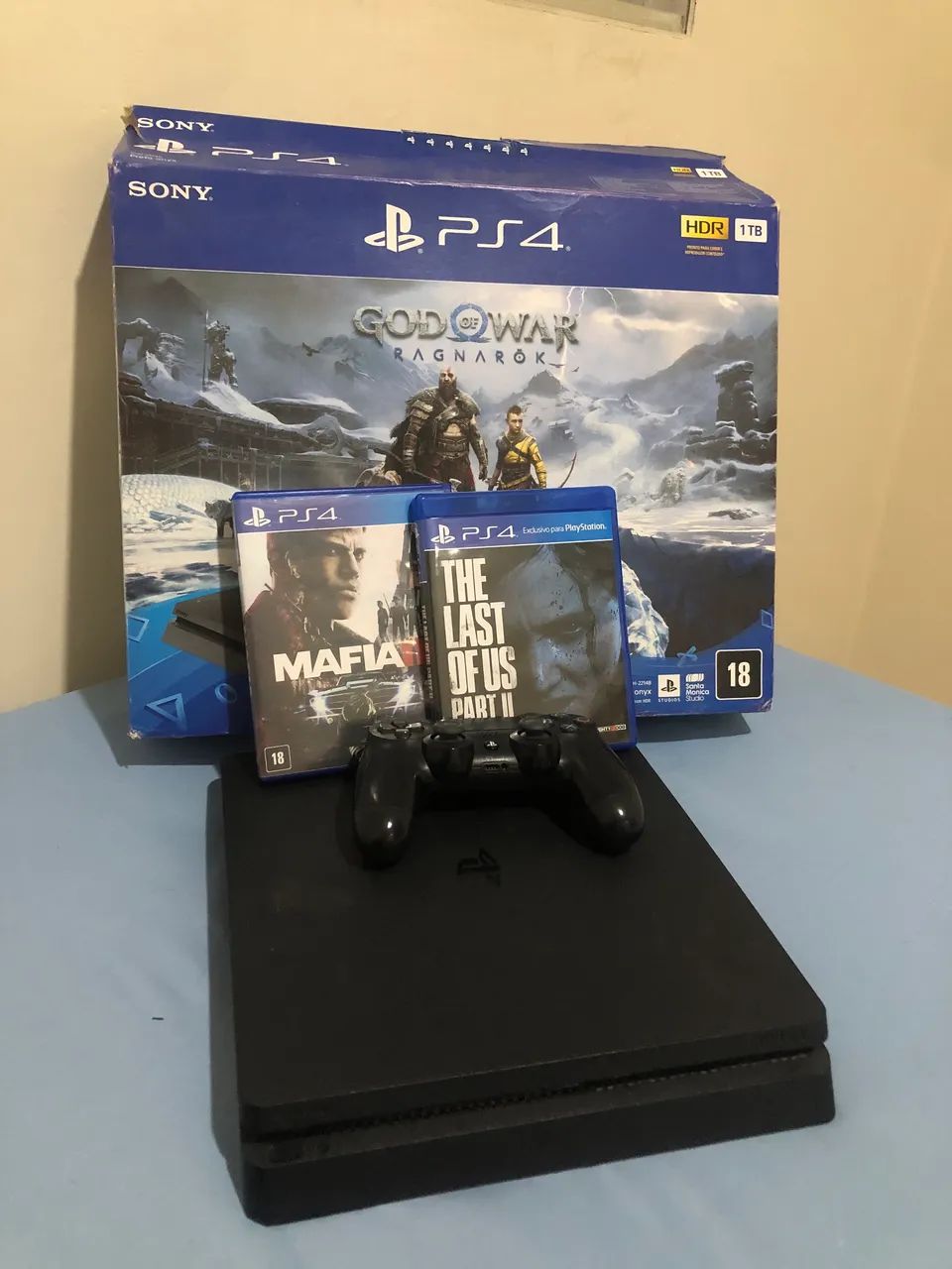 Vende-se PS4 HDR  1 TB  - Foto 2