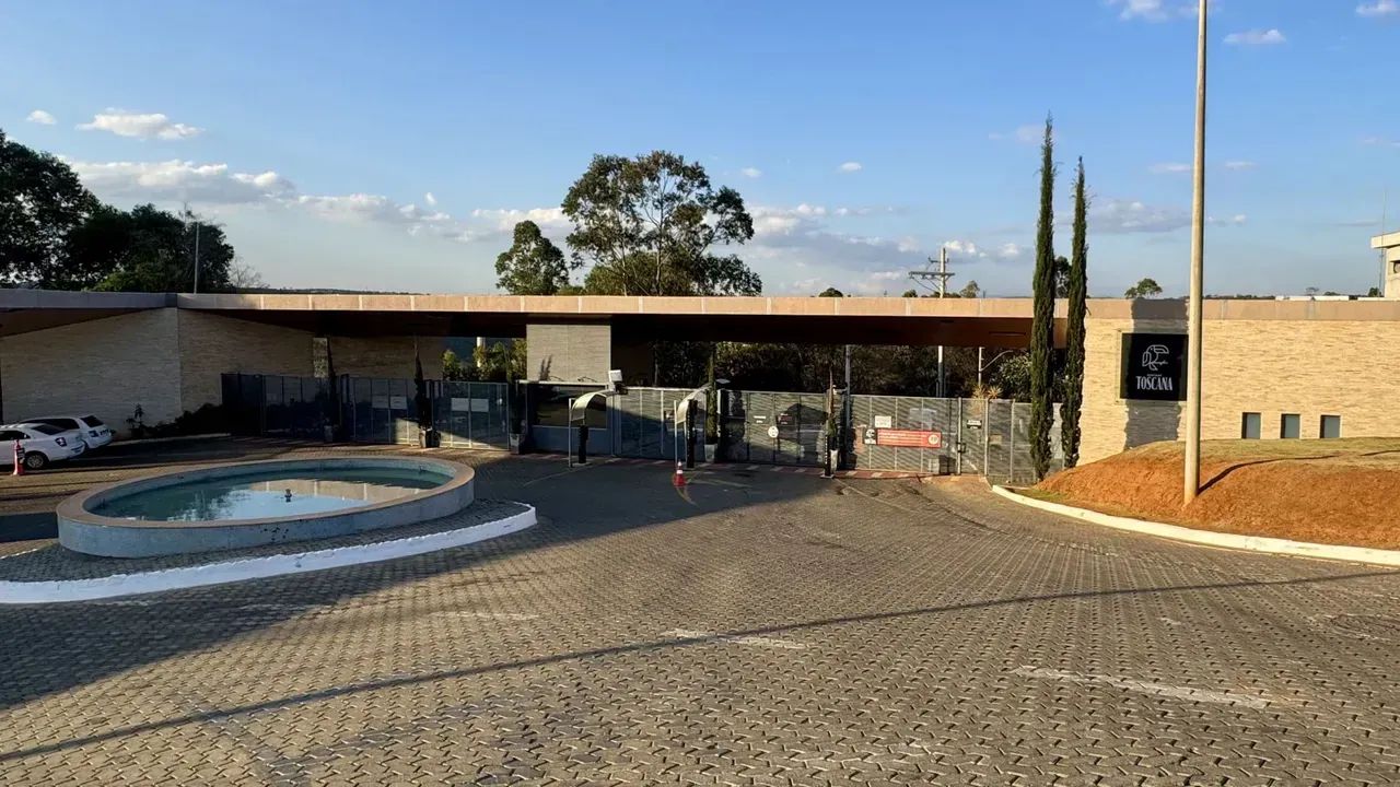 Lotes no Condomínio Gran Park Toscana em Vespasiano, 400 metros - Oportunidade Única!