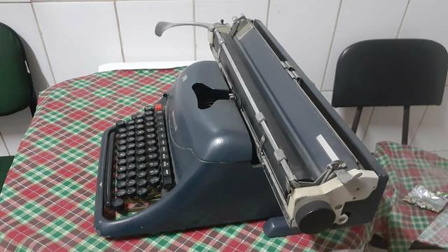 Máquina De Escrever Olivetti Industrial - Foto 4