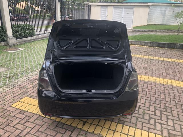 Fiesta Sedan 1.6 Completo 2011 - Foto 13
