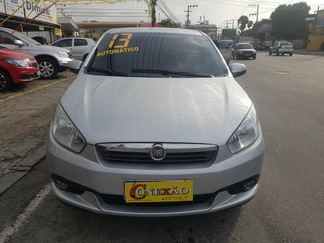 Grand Siena Essence 1.6 Aut. + GNV Aut. ( Ler Anuncio)