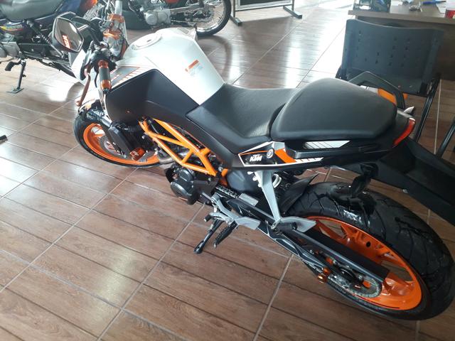 KTM 390cc DUKE 2015 - Foto 3