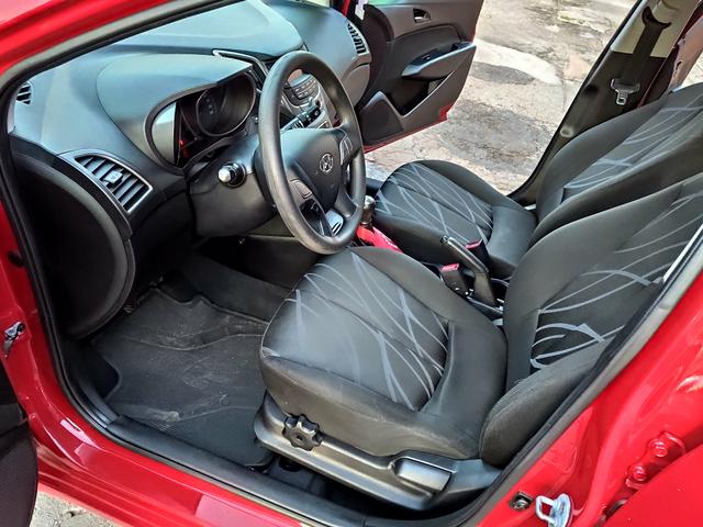 Hb20 confort 1.0 completo 2015 muito novo - Foto 17