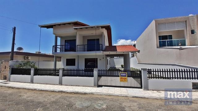 Casa para alugar com 4 dormitórios em Centro, Navegantes cod:6877