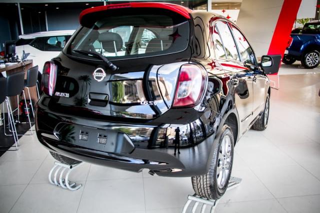 NISSAN MARCH 1.0 SV - Foto 4
