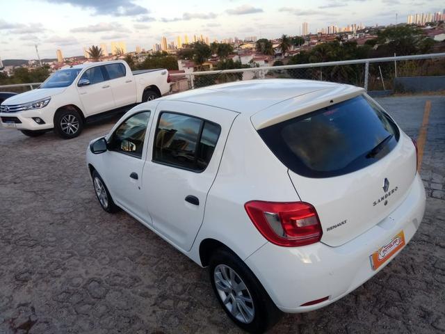 Sandero 2015 1.0 completo! 29.990 av ou ent 10.990 + parcelas 688 - Foto 2