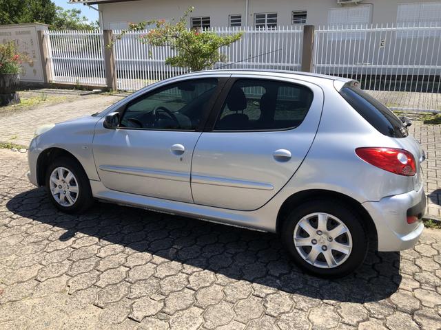 Peugeot 207 - Foto 3
