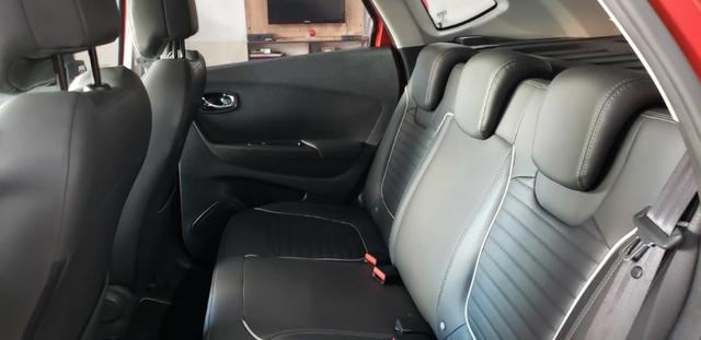Renault Captur Intense 2.0 - 2018 - Foto 11