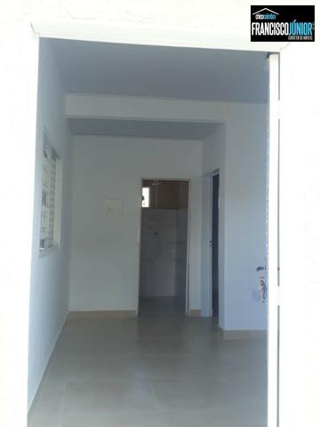 Casa em Santa Bárbara de Goiás, Construção Nova num lote inteiro de 250 m². Perto do Lago - Foto 6