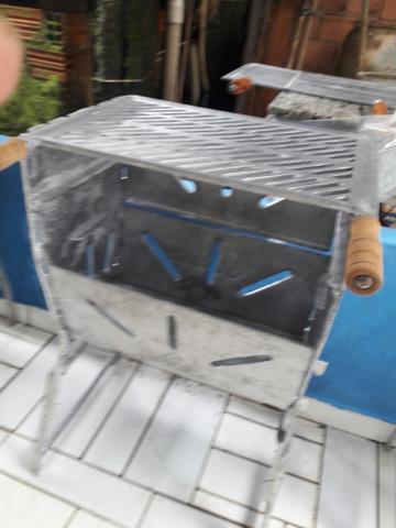 Churrasqueira G fechada aulta
