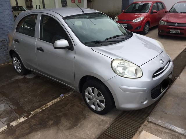 Nissan March 1.6 S 2013