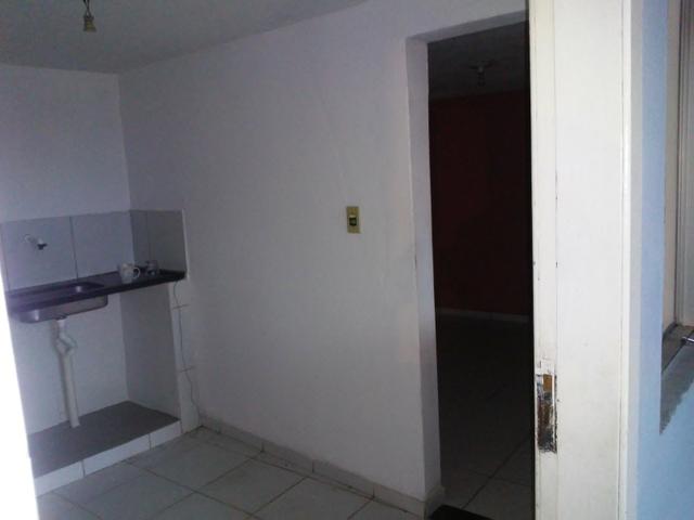 Alugo uma kitinet - Foto 5