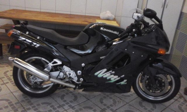 kawasaki ninja zx 1100