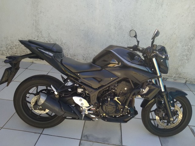 MOTO YAMAHA 300CC 18/19