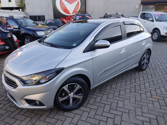 ONIX 1.4 LTZ BAIXA KM -AUT 2018