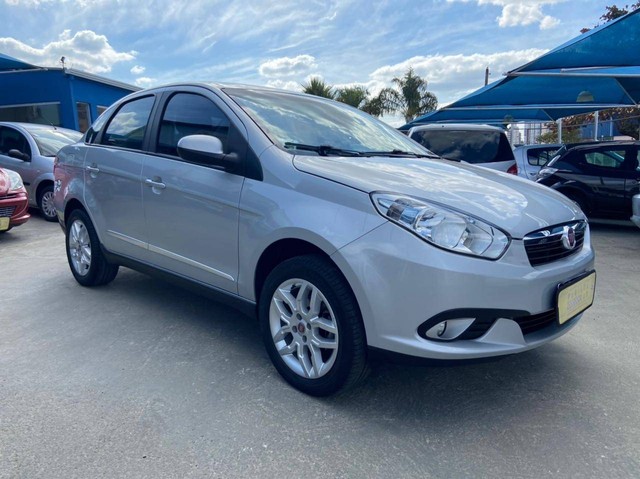 GRAND SIENA 2016/2016 1.6 MPI ESSENCE 16V FLEX 4P AUTOMATIZADO