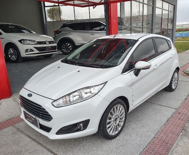 FORD FIESTA TITANIUM 1.6 2015