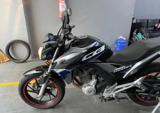 FACILIDADE EM FINANCIAR, HONDA CB TWISTER 2019 !!