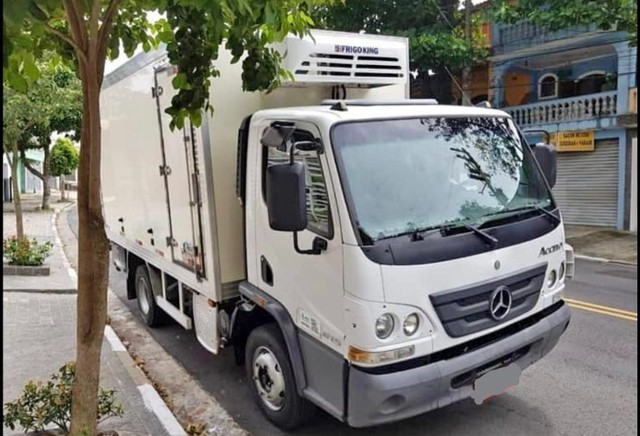 MB 1016 BAU REFRIGERADO