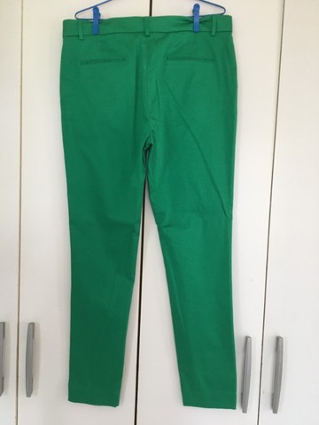 lindíssima calça verde bandeira nunca usada! - Foto 2