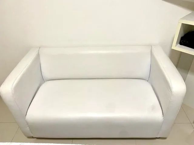 Sofá branco 2 lugares 